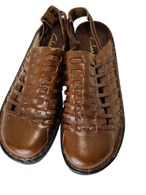 Clarks Women's Brown Sandals Size 7M Cushioned Comfort Braided Leather Slip On
